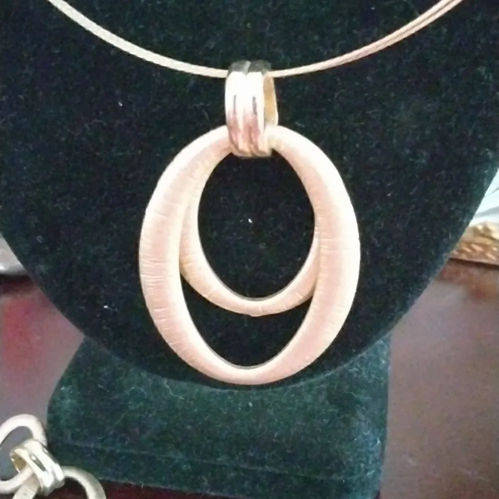 Jones New York   - Picture 2 of 6